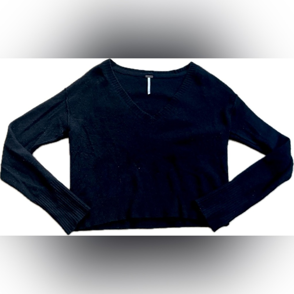 Free People Cashmere Black V-Neck Crop Sweater